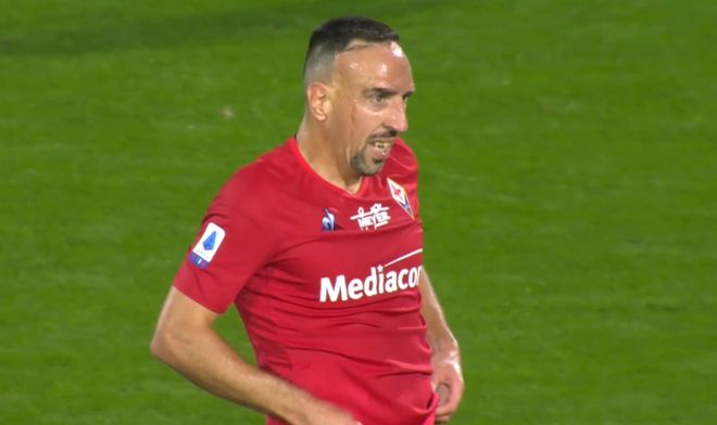 包含布雷西亚客场战平都灵，保持近期不败纪录的词条