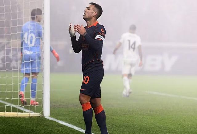 那不勒斯轻取对手，发力冲击联赛前列的简单介绍